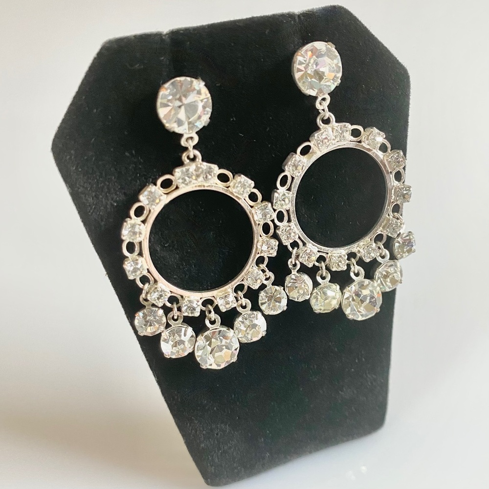 LARGE SPARKLING "DIAMOND" EARRINGS NWOT